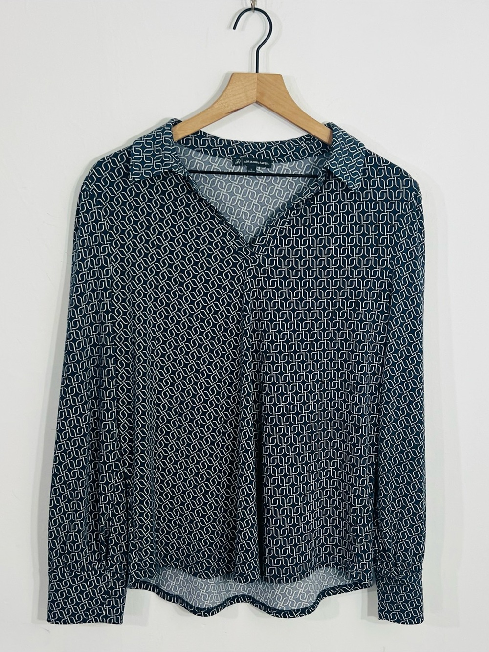 Adrianna Papell Blue White Geometric V-Neck Long Sleeve Pullover Blouse Size L